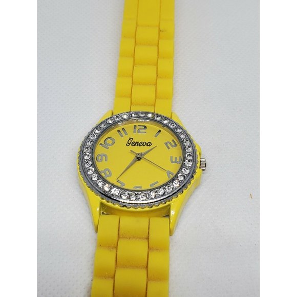 Geneva Faux Diamond Silicone Band Yellow Stainless Steel Back Rare Watch